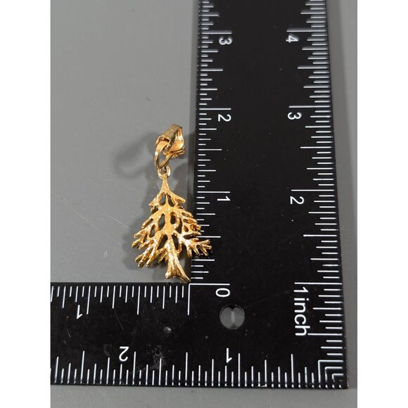 Vintage Gold Tone Red Rhinestone Christmas Tree Star Dangle Earrings Clip On - Picture 7 of 9